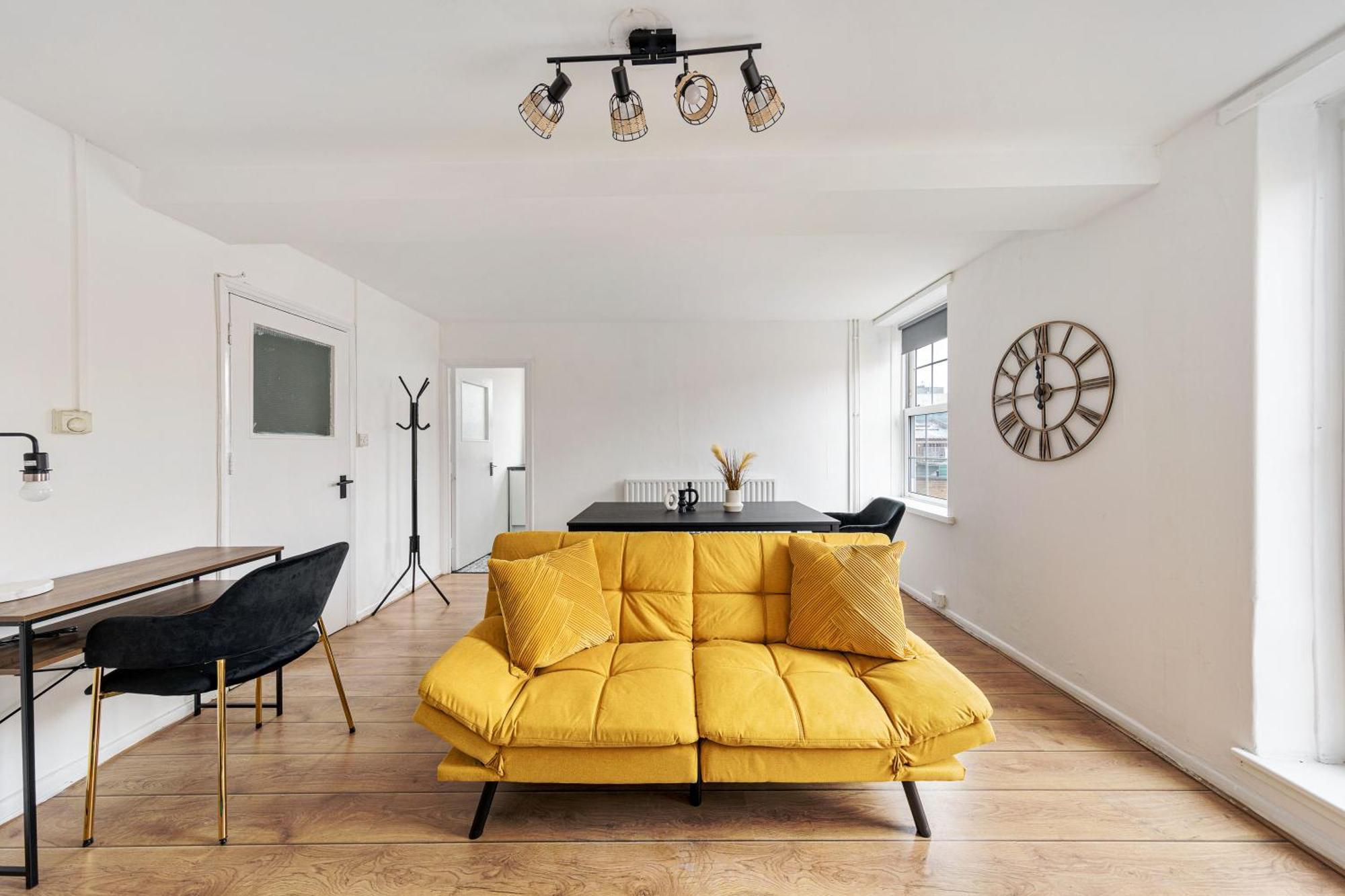 Sleek Shoreditch Hideout - 2 Bed Gem With Balcony In Central Londýn Exteriér fotografie