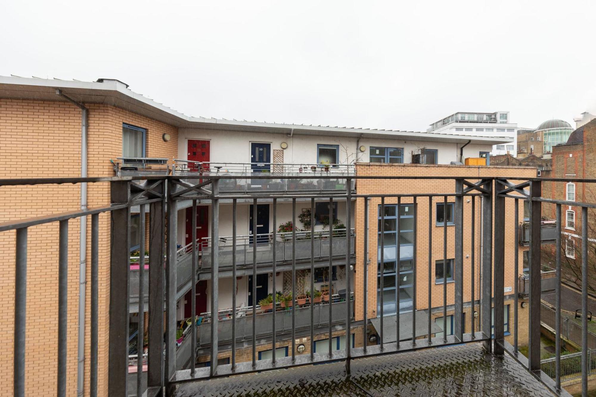 Sleek Shoreditch Hideout - 2 Bed Gem With Balcony In Central Londýn Exteriér fotografie